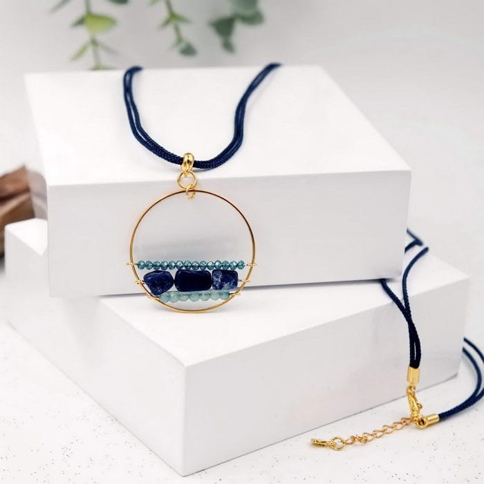 Μακρύ κολιέ με ημιπολύτιμες πέτρες - Image 3