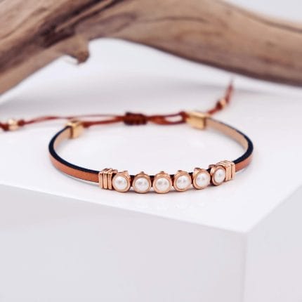 Δερμάτινο βραχιόλι με πέρλες Swarovski