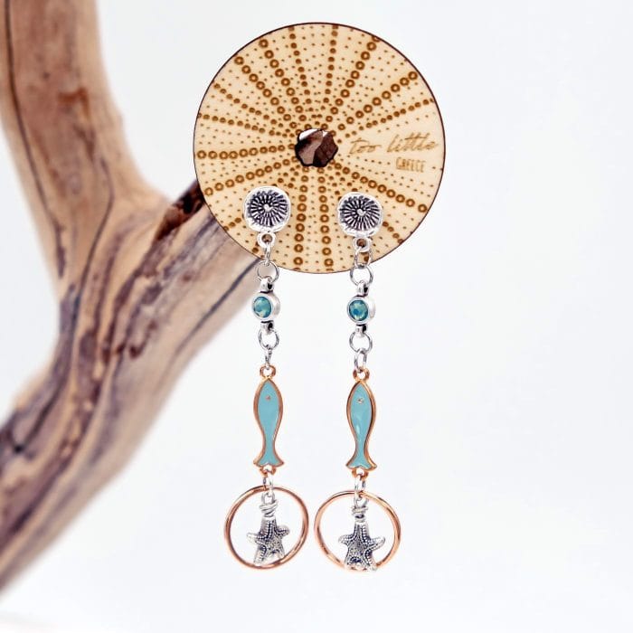 Μακριά σκουλαρίκια