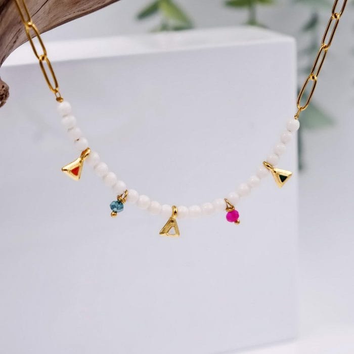 Κοντό κολιέ με χάντρες Κοντό κολιέ με χάντρες